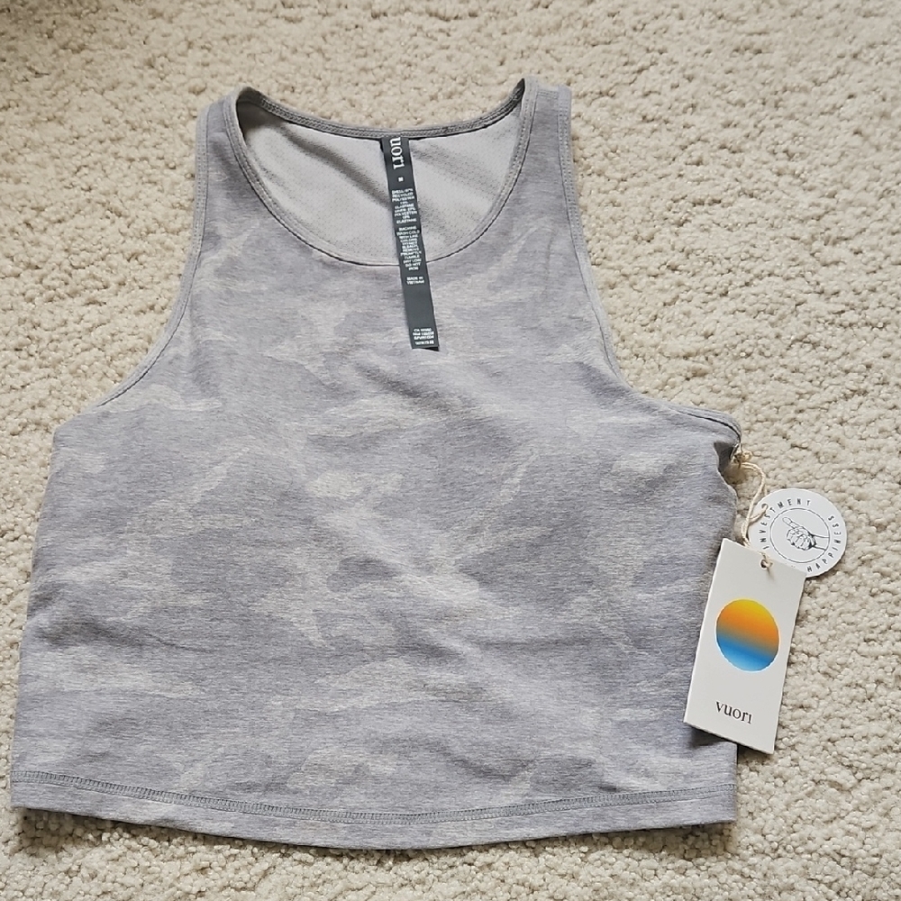 Vuori Elevation Plyo Tank